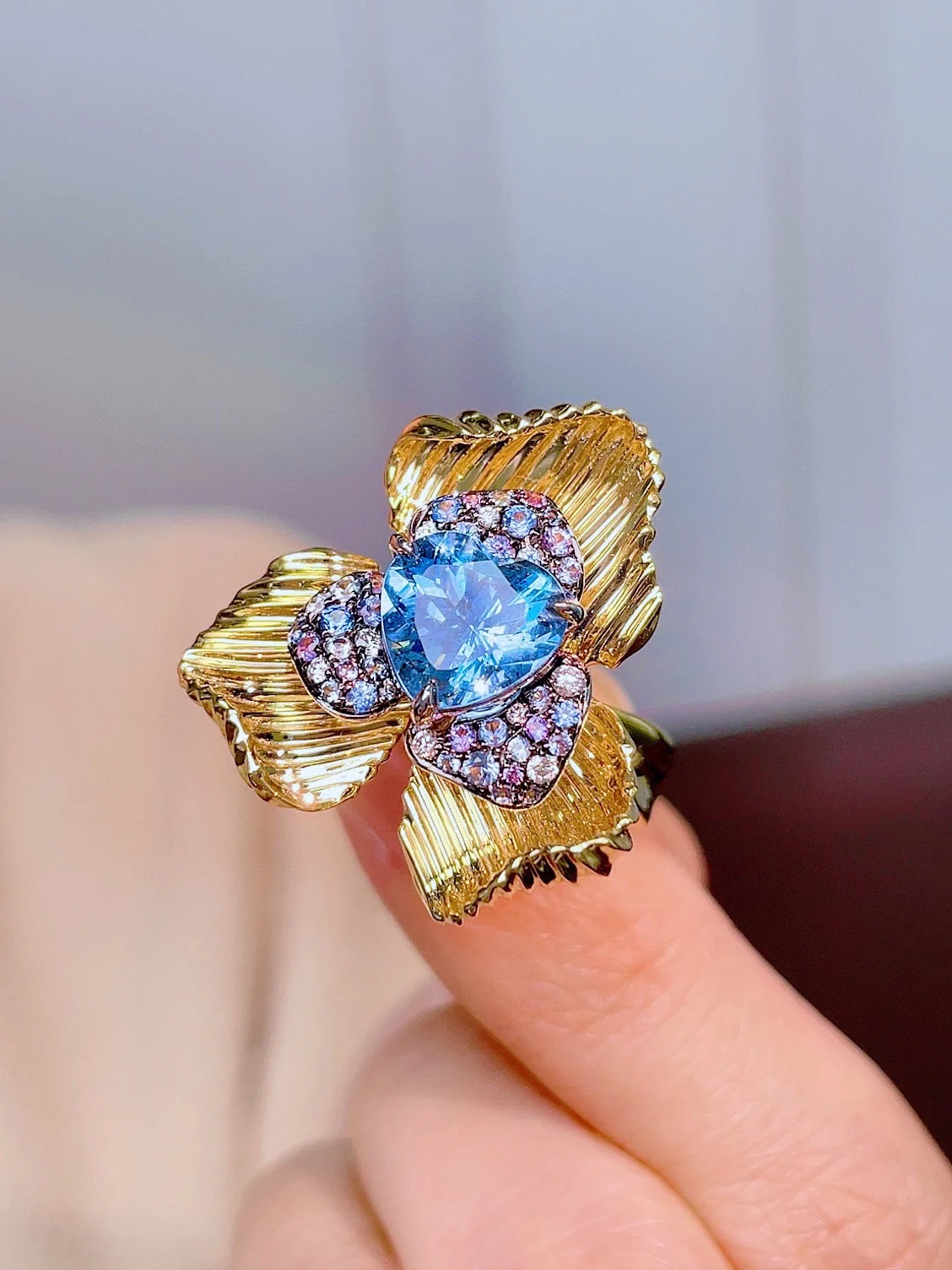 HJY תרשיש טבעת תכשיטים טהור 18K זהב טבעי 2.3ct כחול תרשיש אבני חן בסדר טבעות לנשים מתנות יום הולדת