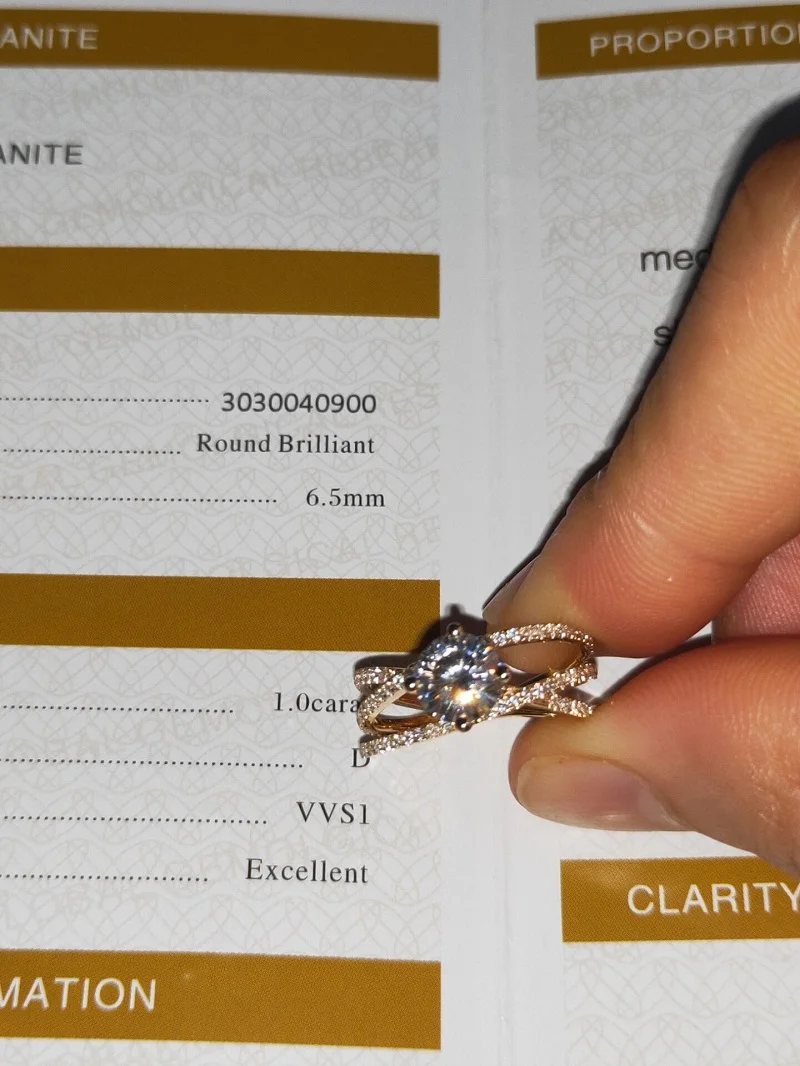 100% 18K זהב 1ct Moissanite יהלומי טבעת D צבע VVS עם תעודה לאומית 02